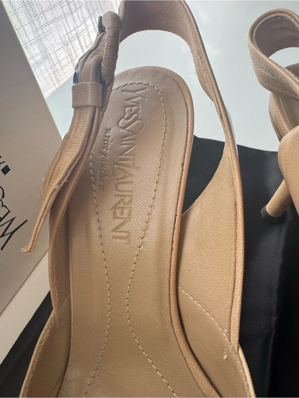 Saint Laurent Nude Leather Pointed Slingback Pumps - Picture 7 of 10